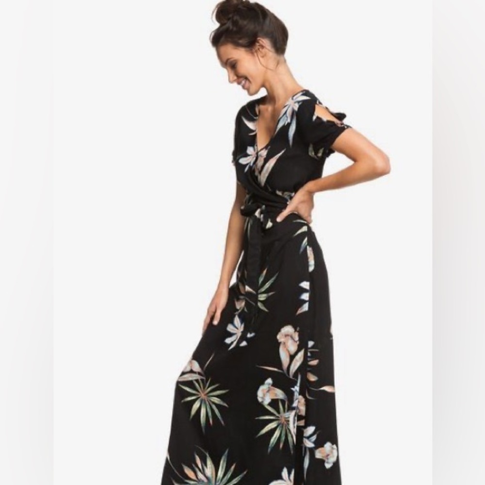 Roxy Lotus Heart Wrap Dress SZ Small